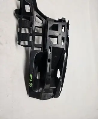 Porsche Macan (95B) Rear bumper mounting bracket 95B807484A 95B807572A