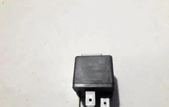 Renault Laguna I Other relay B047 12V2337