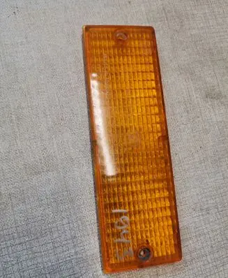 Front indicator light