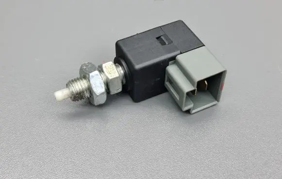 Brake pedal sensor switch