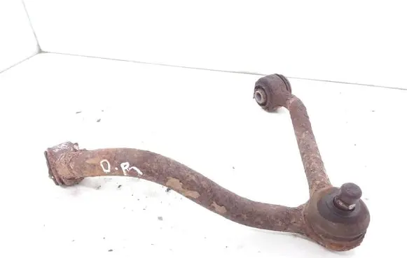 KIA Sorento Front lower control arm/wishbone