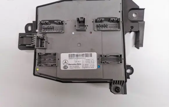Mercedes-Benz EQC Comfort/convenience module A2059007147