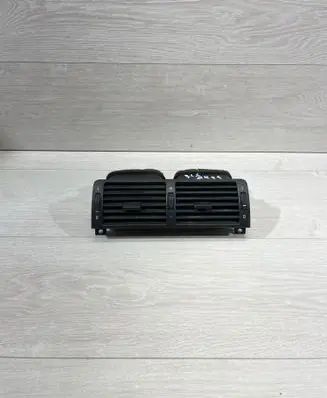 BMW 3 E46 Dash center air vent grill 8361895 8370742