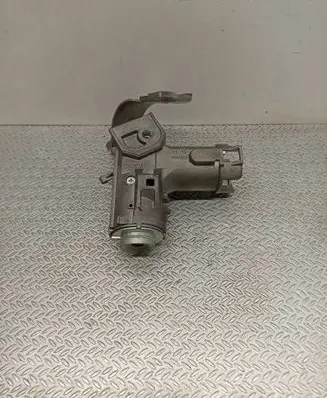 Ford Fiesta Ignition lock 8V513F880CG AA6T11572AA