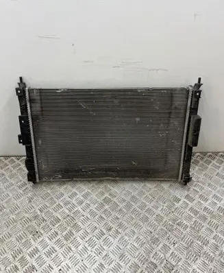 Peugeot 308 Coolant radiator 9675747980