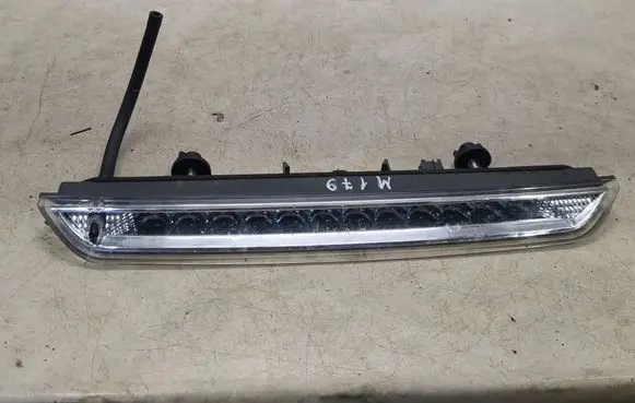 Citroen C4 II Picasso Third/center stoplight 89093273