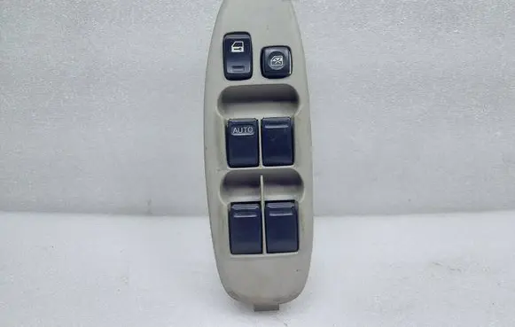 Nissan Almera N16 Electric window control switch 80961BU400