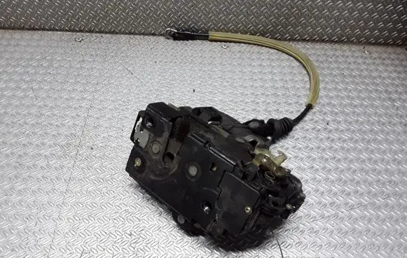 Seat Toledo II (1M) Front door lock