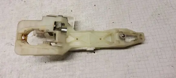 Hyundai Sonata Front door exterior handle