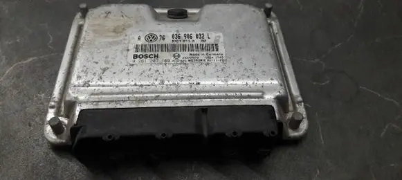 Volkswagen Golf IV Engine control unit/module ECU 0261207189