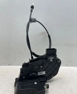 Volvo C30 Front door lock 240015103 30753664 94000400
