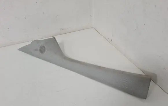 Mercedes-Benz B W245 (A) pillar trim A1696903125