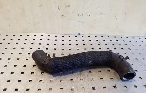 Toyota Avensis T250 Engine coolant pipe/hose