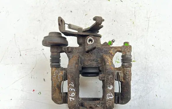 Rear brake caliper