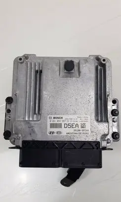 KIA Stinger Engine control unit/module 0281034667