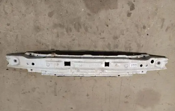Opel Zafira A Front bumper cross member 