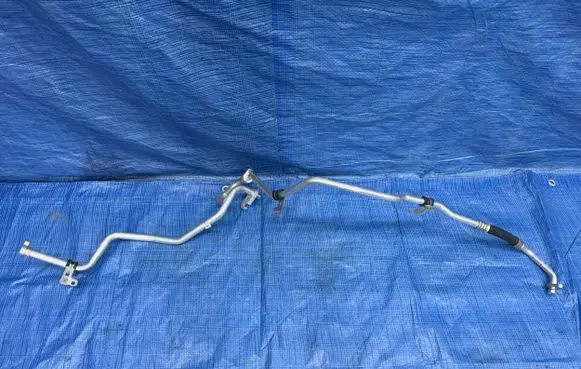 Renault Austral Air conditioning (A/C) pipe/hose 924806412R 924542879R