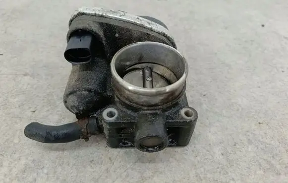 Mini One - Cooper R50 - 53 Throttle body valve