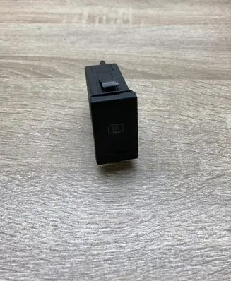 Volkswagen PASSAT B5 Windscreen/window heater switch 3B0959621C
