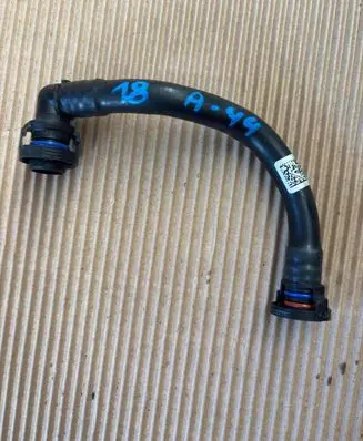 Cupra Leon Breather/breather pipe/hose 05E133366N