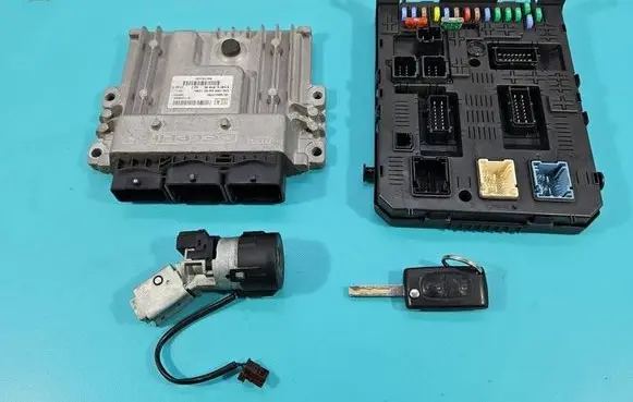 Peugeot 5008 Engine control unit/module ECU 9666912580 IMPRK1527210