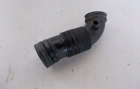 Alfa Romeo 147 Air intake hose/pipe 