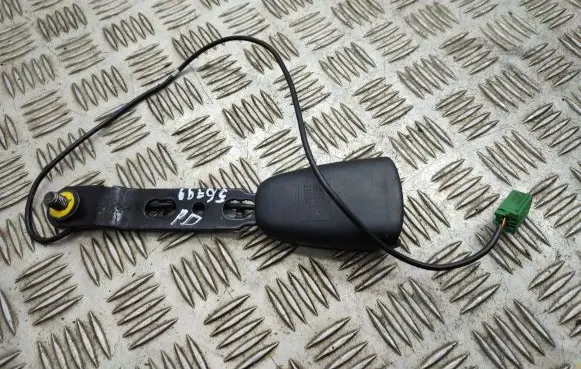 Volvo XC70 Front seatbelt buckle