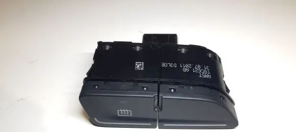Ford Focus Windscreen/window heater switch AM5T18C621AB