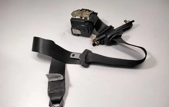 BMW X5 E53 Front seatbelt 8408752 02B288NB8379