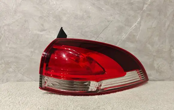 Renault Clio IV Rear/tail lights