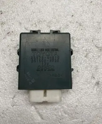 Toyota Avensis Verso Door central lock control unit/module 8597044010