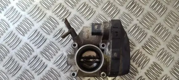 Skoda Fabia Mk1 (6Y) Throttle valve 047133062 5WS02090