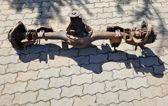 Hyundai Terracan Rear axle beam 