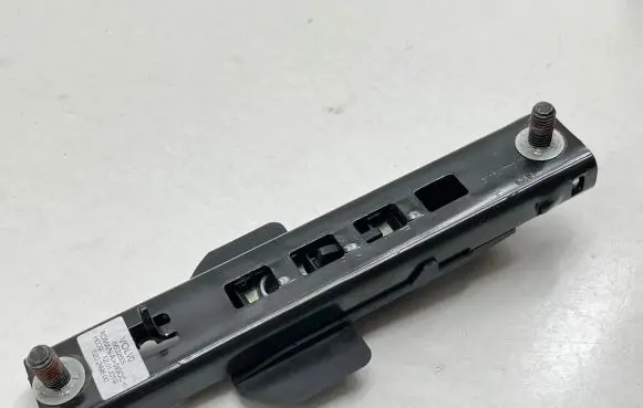 Volvo XC40 Seat belt height adjuster 8632605 620249800