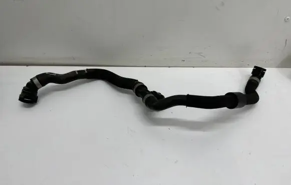 BMW X3 G01 Engine coolant pipe/hose 8670687