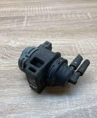 Renault Clio III Turbo solenoid valve 8200201099