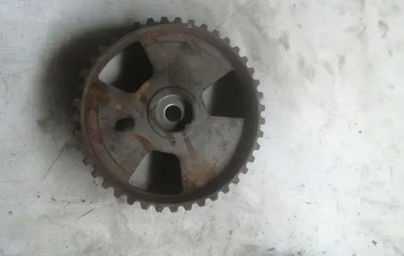 Peugeot 407 Camshaft pulley/ VANOS 