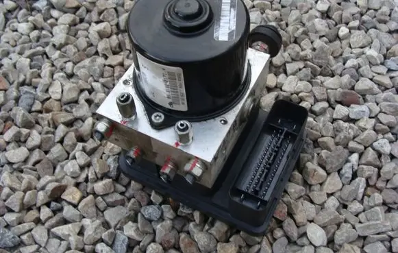 Opel Agila B ABS Pump 06210964033