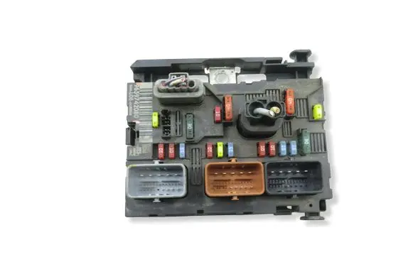 Peugeot 307 Fuse module 9659742080