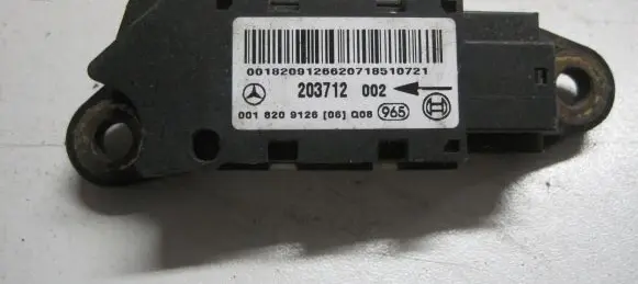 Mercedes-Benz E W211 Airbag deployment crash/impact sensor 0018209126