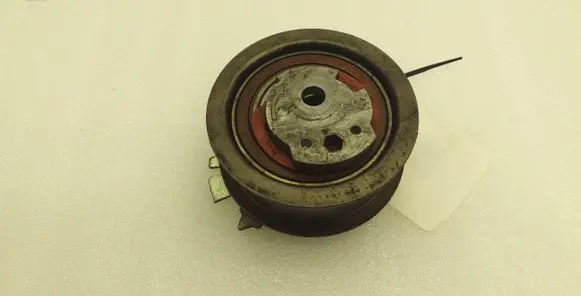 Volkswagen PASSAT B7 Belt tensioner pulley 03L109243