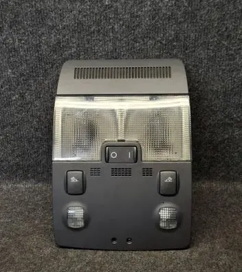 Audi A4 S4 B7 8E 8H Front seat light 8E0947135E