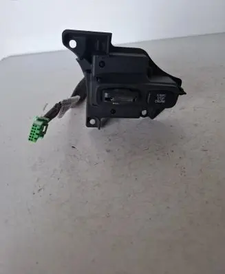 Volvo XC70 Ignition lock 30797945 329002