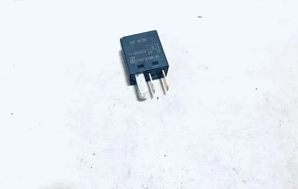 Mitsubishi Colt Other relay mb953382 043262a