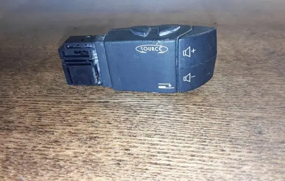 Renault Laguna II Head unit multimedia control 344732013AJ