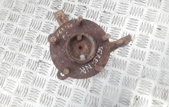 Nissan Serena Front wheel hub spindle knuckle