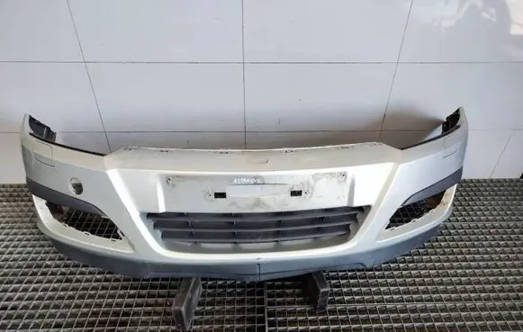 Opel Astra H Front bumper