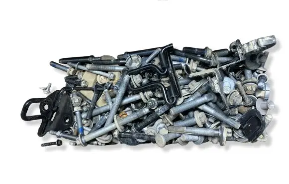 Volvo XC40 Nuts/bolts 
