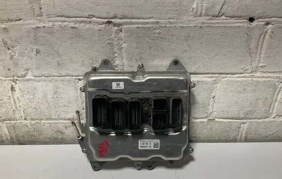 BMW 6 F06 Gran coupe Engine control unit/module 7540738