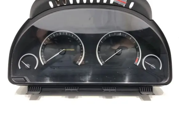 BMW 5 F10 F11 Speedometer (instrument cluster) 9285171